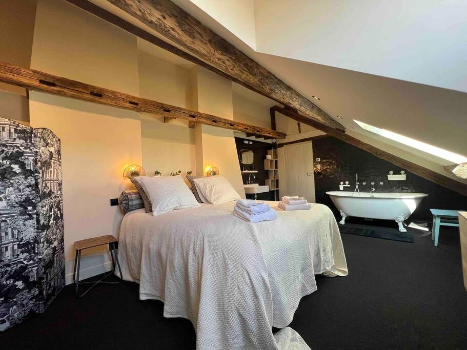 Suite Versailles Quartier Saint-Louis 6 Personnes المظهر الخارجي الصورة